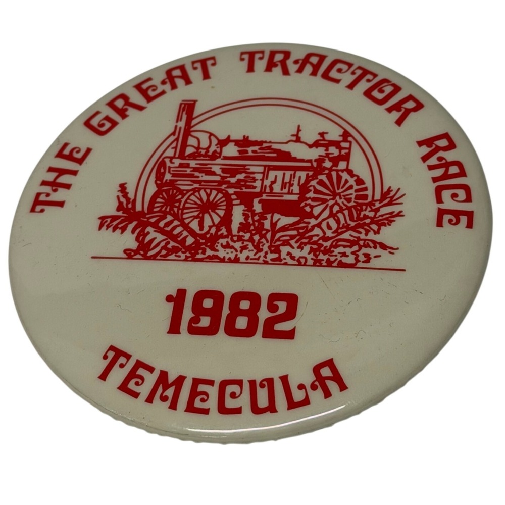 1982 The Great Tractor Race Temecula California Souvenir Pinback Button Vintage